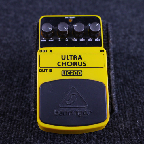 Vist Large View of Product Image Which is Used Behringer UC200 ULTRA CHORUS Chorus Pedal