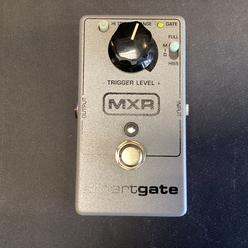 Vist Large View of Product Image Which is Used MXR SMART GATE Noise Reduction Pedal