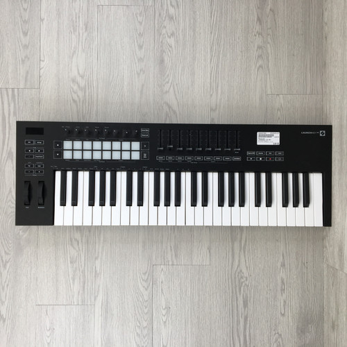 Vist Large View of Product Image Which is Used Novation Launchkey 49 49-Key MIDI Keyboard Controller mk3