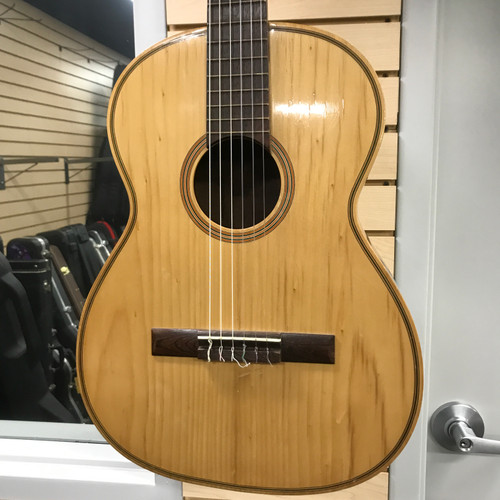 Vist Large View of Product Image Which is Used SAVONA AWN 20 CLASSICAL Solid Top Acoustic Guitar Natural