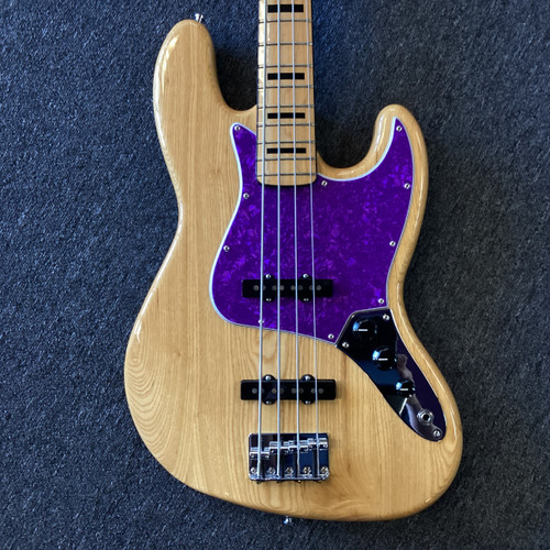 Used Fender FSR 70S CLASSIC JAZZ BASS J Type Bass Guitar Natural 4-String 40111-S000190690 Vist Large View of Product Image Which is Used Fender FSR 70S CLASSIC JAZZ BASS J Type Bass Guitar Natural 4-String