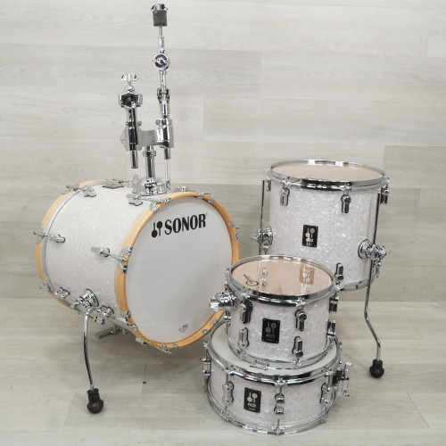 Vist Large View of Product Image Which is Used Sonor AQ2 Safari Drum Shell Kit White Marine Pearl