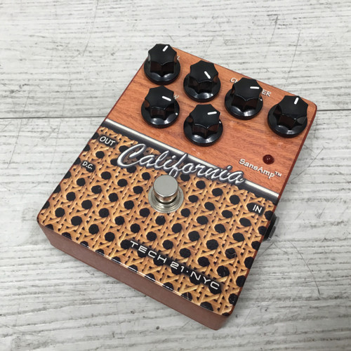 Vist Large View of Product Image Which is Used Tech 21 California Amp Modeling Pedal