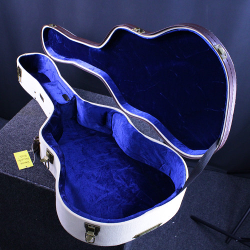 Vist Large View of Product Image Which is Used Gator RESONATOR CASE GW-JM RESO Guitar Case