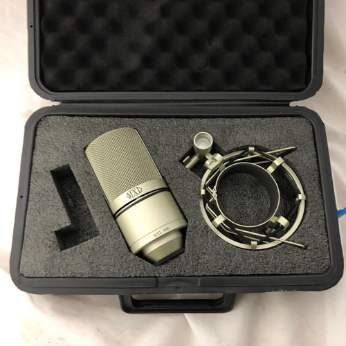 Vist Large View of Product Image Which is Used MXL 990 Dynamic Microphone