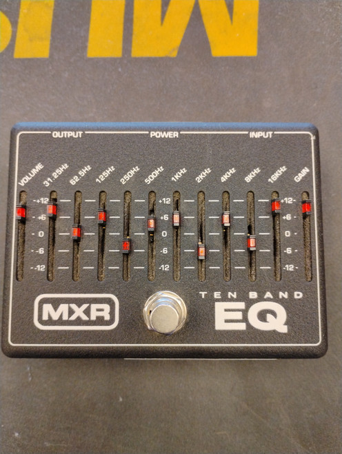 Vist Large View of Product Image Which is Used MXR 10 BAND EQ Guitar Effect
