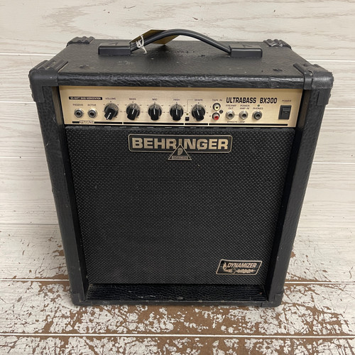 Vist Large View of Product Image Which is Used - Behringer ULTRABASS BX300 1 x 10 Bass Combo Amplifier 