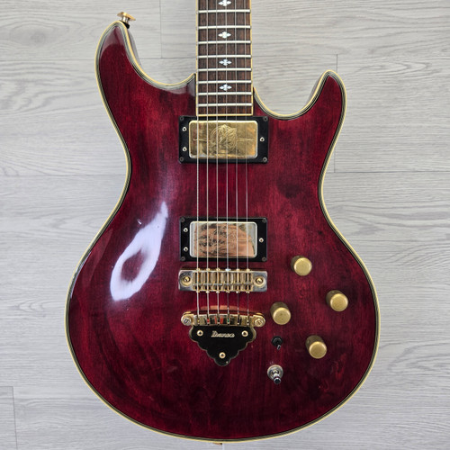 Used Ibanez CN250 Double Cut Electric Guitar Red 6-String 41124-S000208018 Vist Large View of Product Image Which is Used Ibanez CN250 Double Cut Electric Guitar Red 6-String