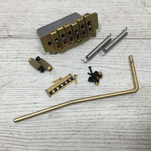 Vist Large View of Product Image Which is Used Wilkinson VS-50 Tremolo System