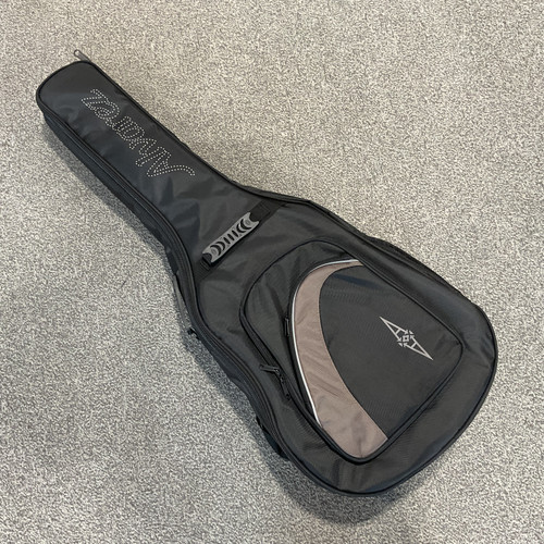 Used ALAVAREZ ACOUSTIC FOLK GIG BAG 41106-S000097570 Vist Large View of Product Image Which is Used ALAVAREZ ACOUSTIC FOLK GIG BAG