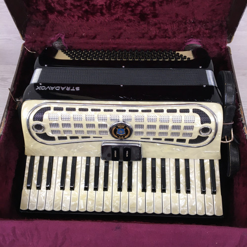 Vist Large View of Product Image Which is Used Stradavox 41/120 Vintage Accordion