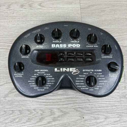 Used Line 6 BASS POD Floorboard Effect 41124-S000208065 Vist Large View of Product Image Which is Used Line 6 BASS POD Floorboard Effect