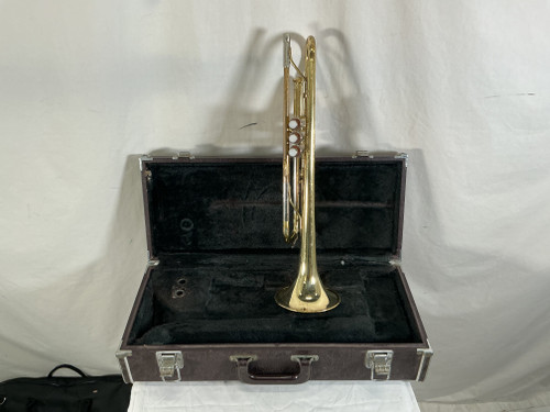 Vist Large View of Product Image Which is Used Yamaha YTR-2320 TRUMPET Trumpet
