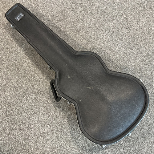 Used MBT CLASSICAL GUITAR HARDSHELL CASE 41106-S000097641 Vist Large View of Product Image Which is Used MBT CLASSICAL GUITAR HARDSHELL CASE