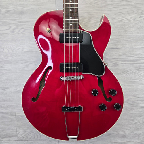 Vist Large View of Product Image Which is Used Gibson ES 135 Semi-Hollow Electric 1999 w/HSC *HEADSTOCK REPAIR, See Pics