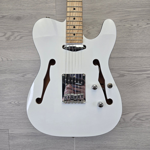 Vist Large View of Product Image Which is Used Bad Cat MOJO SH SERIES 330 T Type Electric Guitar White 6-String