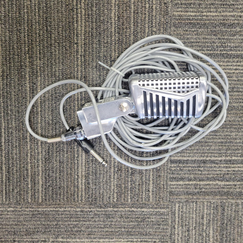 Used CALECTRO Q4-150 W 1/4 END Microphone 40083-S000154923 Vist Large View of Product Image Which is Used CALECTRO Q4-150 W 1/4 END Microphone