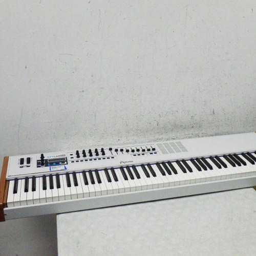 Vist Large View of Product Image Which is Used Arturia KEYLAB 88 MKII 88-Key Controller 88-key