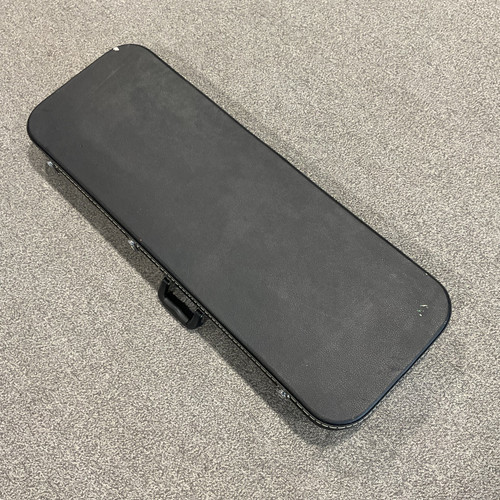 Used CHROMACAST ELECTRIC GUITAR HARDSHELL CASE 41106-S000097677 Vist Large View of Product Image Which is Used CHROMACAST ELECTRIC GUITAR HARDSHELL CASE