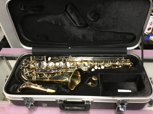 Vist Large View of Product Image Which is Used Selmer AS400 Alto Saxophone