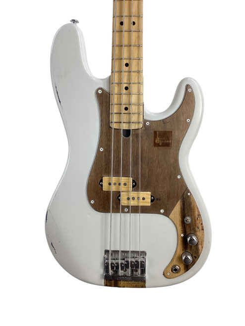 Vist Large View of Product Image Which is Used Aria Pro II FUNKY JUNK RESCUE BASS NO. 38