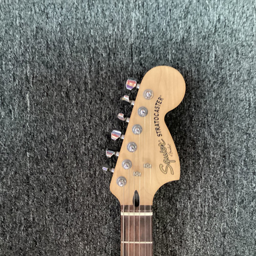 Used Squier DELUXE STRAT HOT RAILS S Type Electric Guitar White 6-String 40111-S000191005 Vist Large View of Product Image Which is Used Squier DELUXE STRAT HOT RAILS S Type Electric Guitar White 6-String