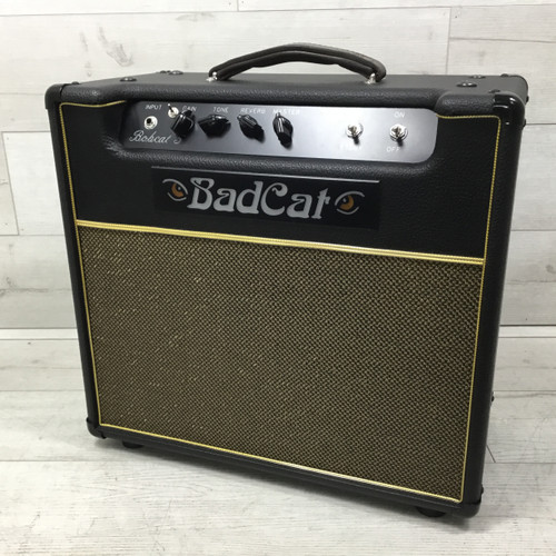 Vist Large View of Product Image Which is Used Badcat Bobcat 5 With Reverb 1x12 Tube Combo Amplifier