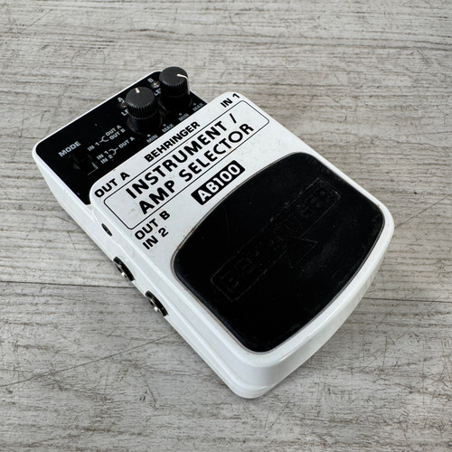 Vist Large View of Product Image Which is Used Behringer AB100 - Guitar / Amp Selector