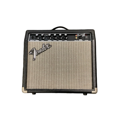 Vist Large View of Product Image Which is Used Fender FRONTMAN 15G Solid State Guitar Amp 1 x 8