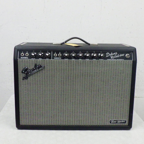 Vist Large View of Product Image Which is Used Fender Tone Master Deluxe Reverb 1 x 12 Solid State Amplifier 1 x 12