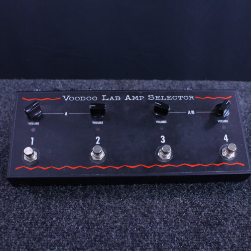 Vist Large View of Product Image Which is Used Voodoo Lab AMP SELECTOR Controller Pedal