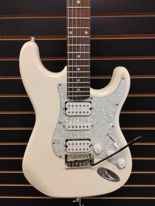 Vist Large View of Product Image Which is Used BIG LOU STRAT STYLE Electric Guitar White 6-String