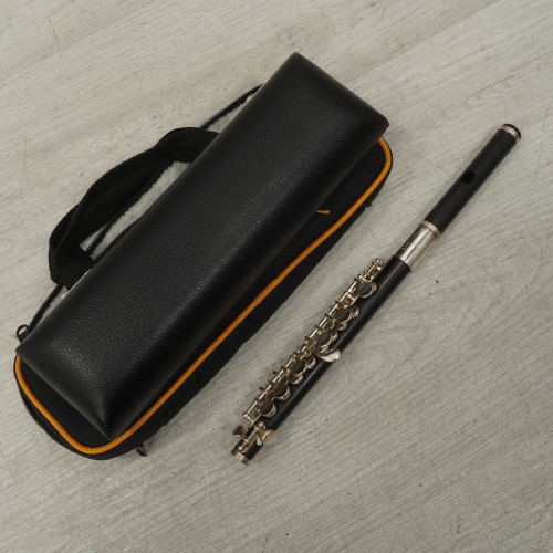 Vist Large View of Product Image Which is Used Gemeinhardt 4P