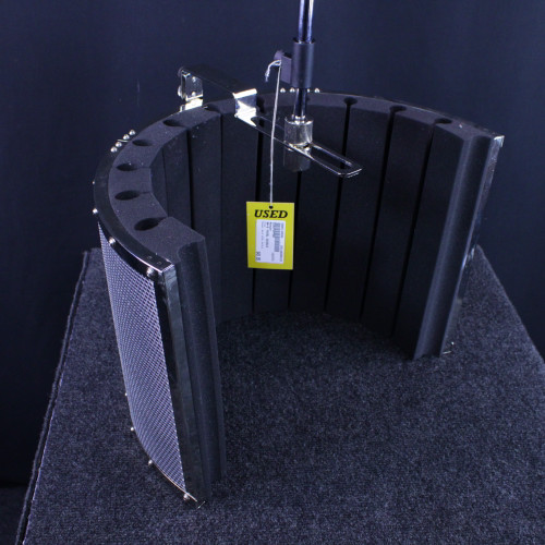 Vist Large View of Product Image Which is Used Neewer NW-6 VOCAL SHIELD Pro Sound Accessory