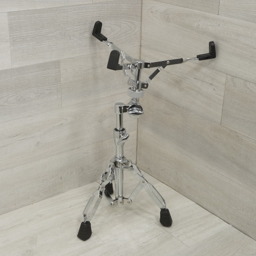 Vist Large View of Product Image Which is Used Pearl Snare Stand