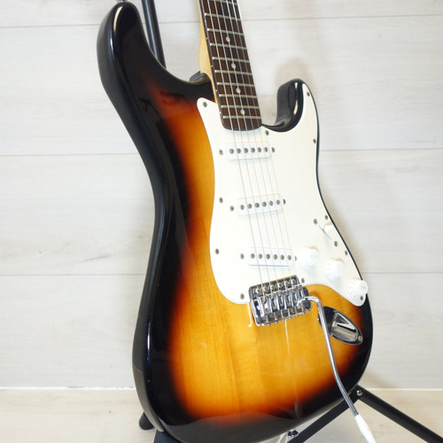 Vist Large View of Product Image Which is Used Squier BULLET STRAT Electric Guitar Sunburst 6-String