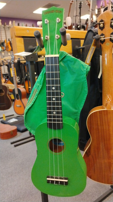 Vist Large View of Product Image Which is New DIAMONDHEAD UKE GREEN SOPRANO
