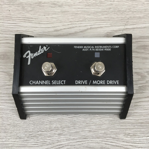 Vist Large View of Product Image Which is Used Fender 2-BUTTON FOOTSWIITCH HOTROD Guitar Accessory