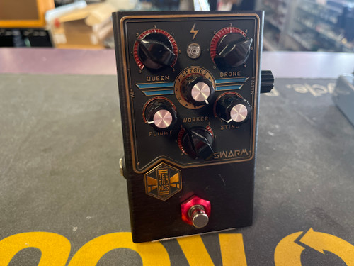 Vist Large View of Product Image Which is Used Beetronics SWARM Fuzz Pedal