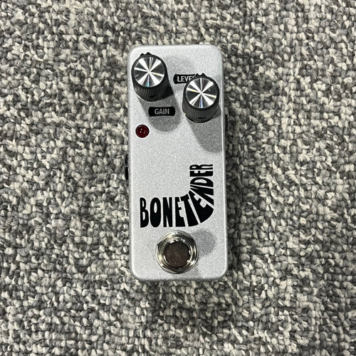Vist Large View of Product Image Which is Used LOVEPEDAL BONETENDER Guitar Fuzz Pedal