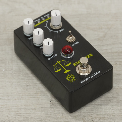 Vist Large View of Product Image Which is Used Mosky Audio Technology Big Fuzz Pedal