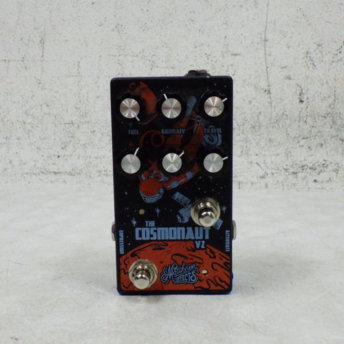 Vist Large View of Product Image Which is Used Matthews Effects the Cosmonaut V2 DELAY REVERB Delay Pedal