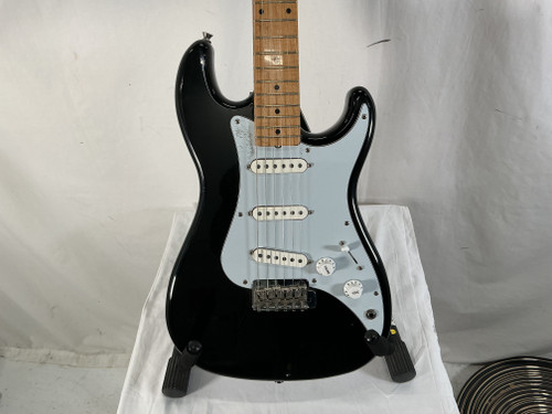 Vist Large View of Product Image Which is Used Squier 1986 BULLET MIJ STRAT Vintage S Type Electric Guitar Black 6-String