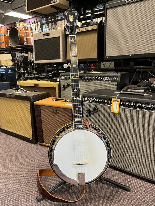Vist Large View of Product Image Which is Used STELLING RED FOX 5-STRING BANJO Banjo