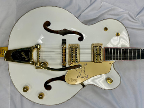 Vist Large View of Product Image Which is Used Gretsch WHITE FALCON Semi-Hollow Electric Guitar White MIJ