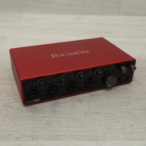 Vist Large View of Product Image Which is Used Focusrite Scarlett 18i8 3rd Gen Computer Interface