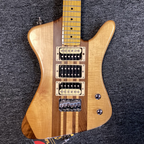 Vist Large View of Product Image Which is Used HOMEMADE ELECTRIC GUITAR Electric Guitar Other 6-String