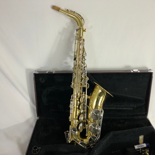 Vist Large View of Product Image Which is Used Yamaha YAS-23 Alto Saxophone