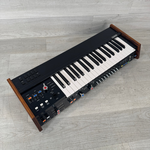 Vist Large View of Product Image Which is Used Korg miniKORG 700FS Monophonic Analog Synthesizer - Case Included