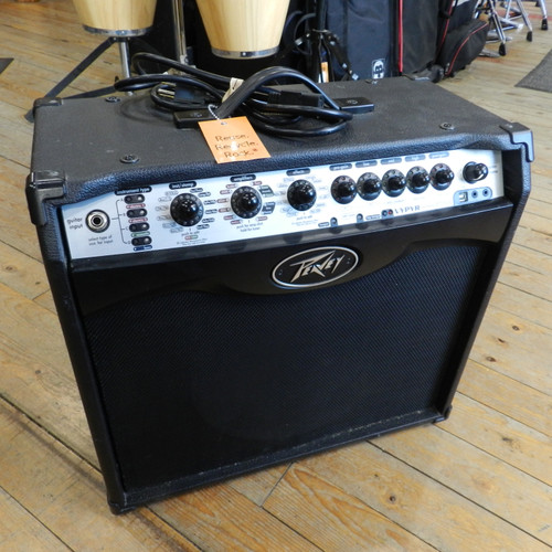 Vist Large View of Product Image Which is Used Peavey VYPER VIP-2 1 x 12 Solid State Amplifier 1 x 12